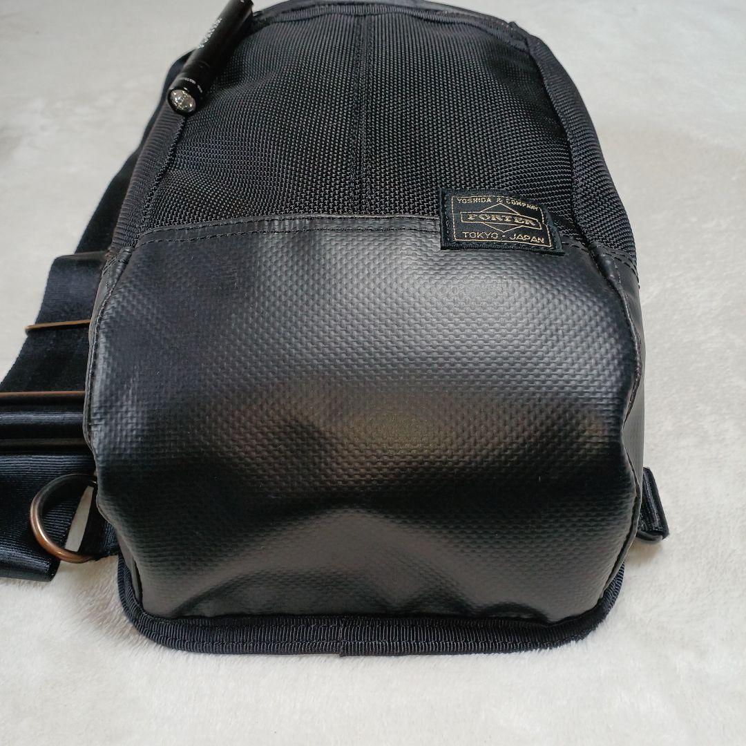 ten10 ポーター　HEATヒート ボディ、スリングバッグ 　黒