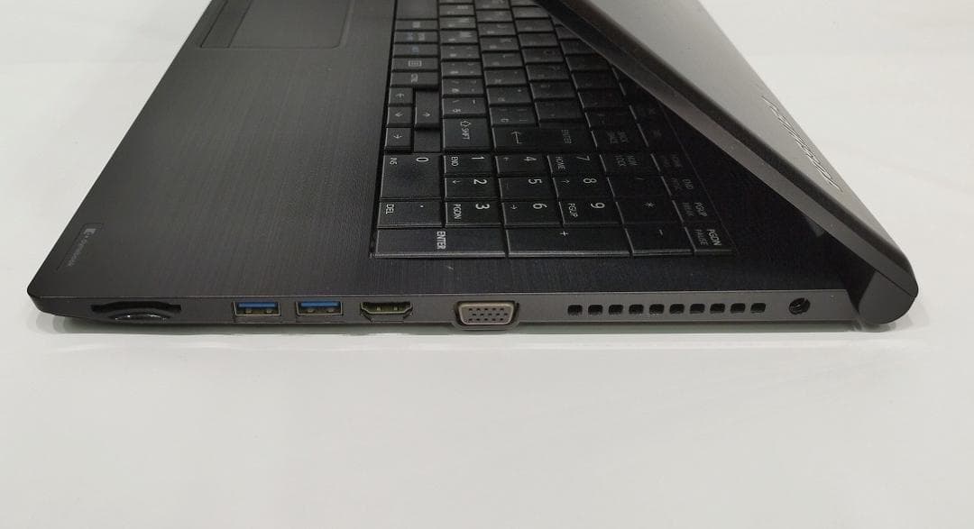 とよ15.6 Dynabook B65/J I5 7200U 8GB