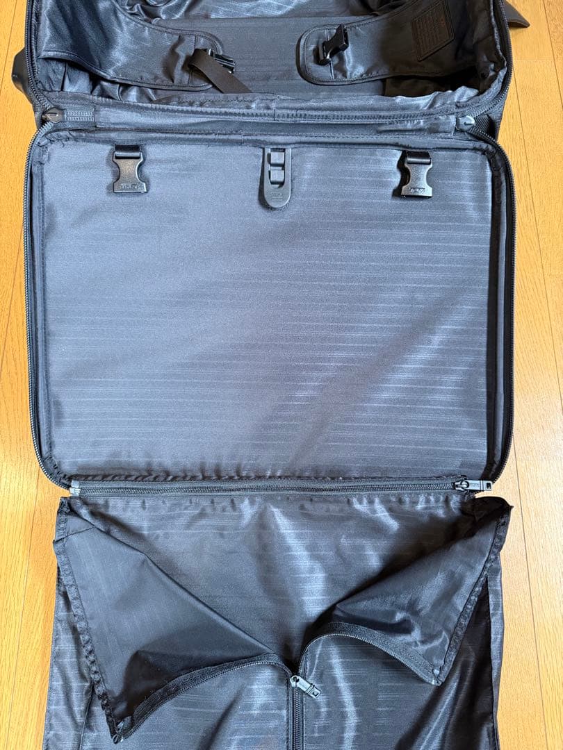 TUMI キャリーバック　機内持ち込みサイズ