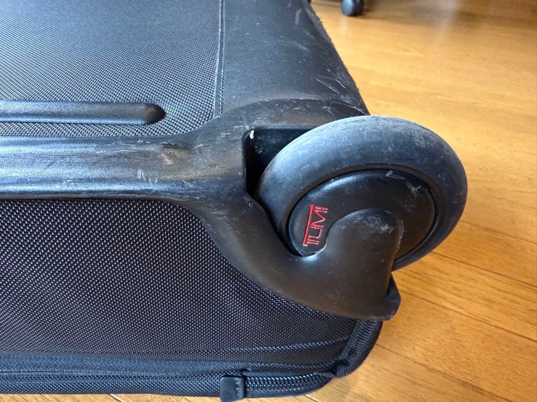 TUMI キャリーバック　機内持ち込みサイズ