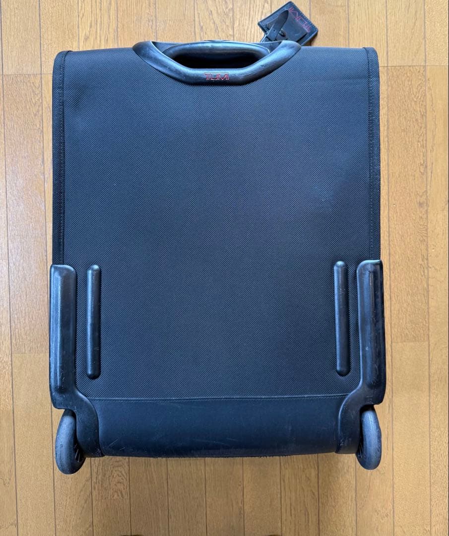TUMI キャリーバック　機内持ち込みサイズ