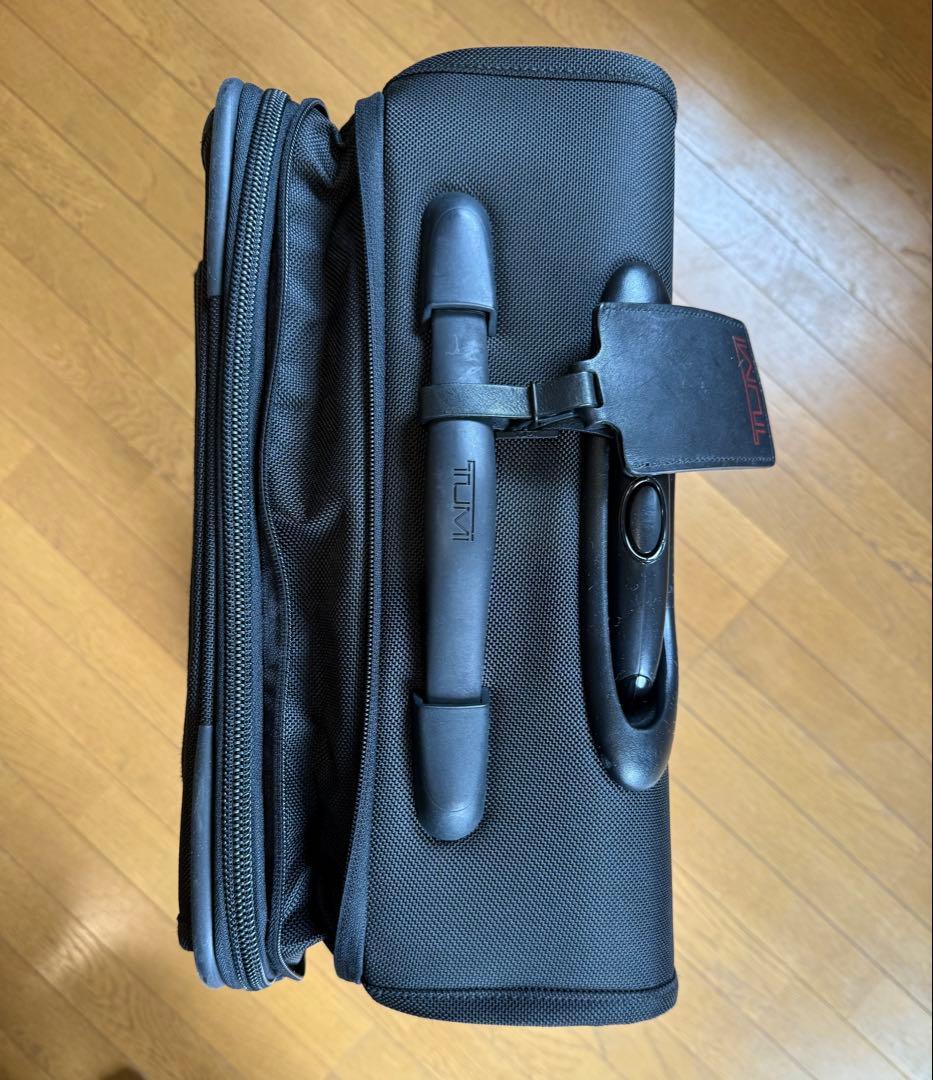 TUMI キャリーバック　機内持ち込みサイズ