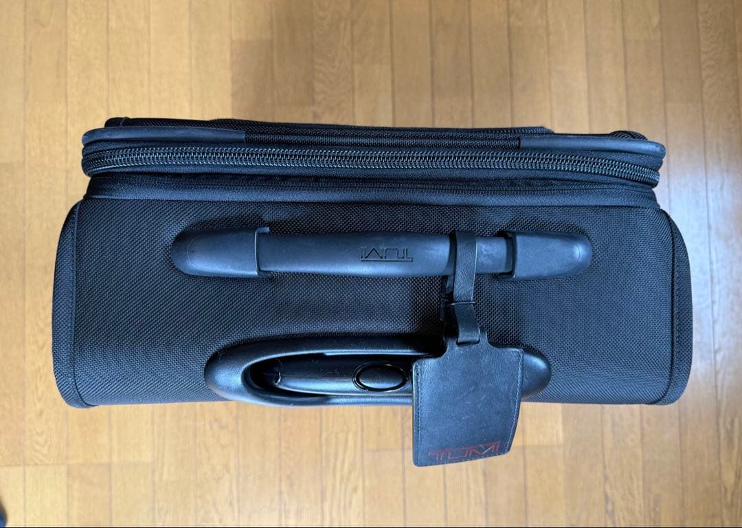 TUMI キャリーバック　機内持ち込みサイズ