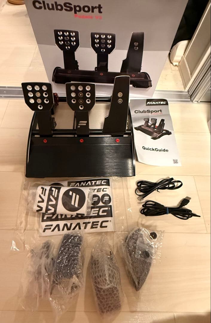 PC用ゲームコントローラー・コンバーター FANATEC ClubSport Pedal V3