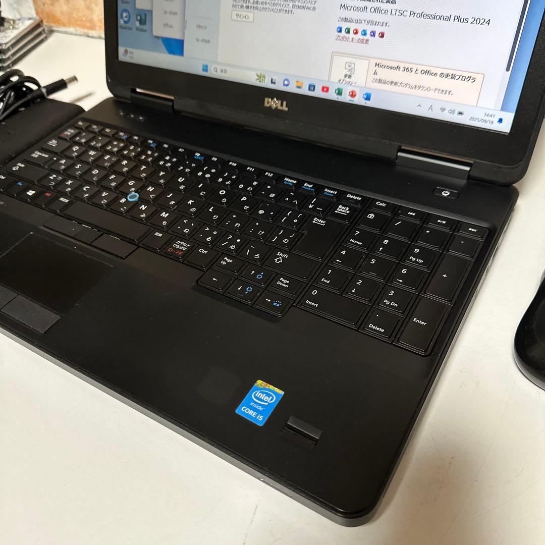 DELL ノートPC Corei5 SSD256GB メモリ8GB オフィス入り