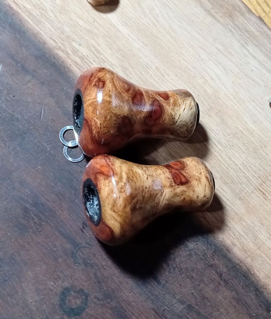 花梨ノブ　シマノ　NSクラフト ハンドルノブ　リール　パーツ　リールノブ　紅白