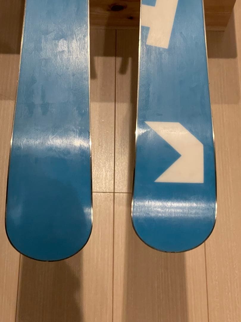 送料込み！！フリースタイルスキー板カナダクリント161cm専用ビンディング付き