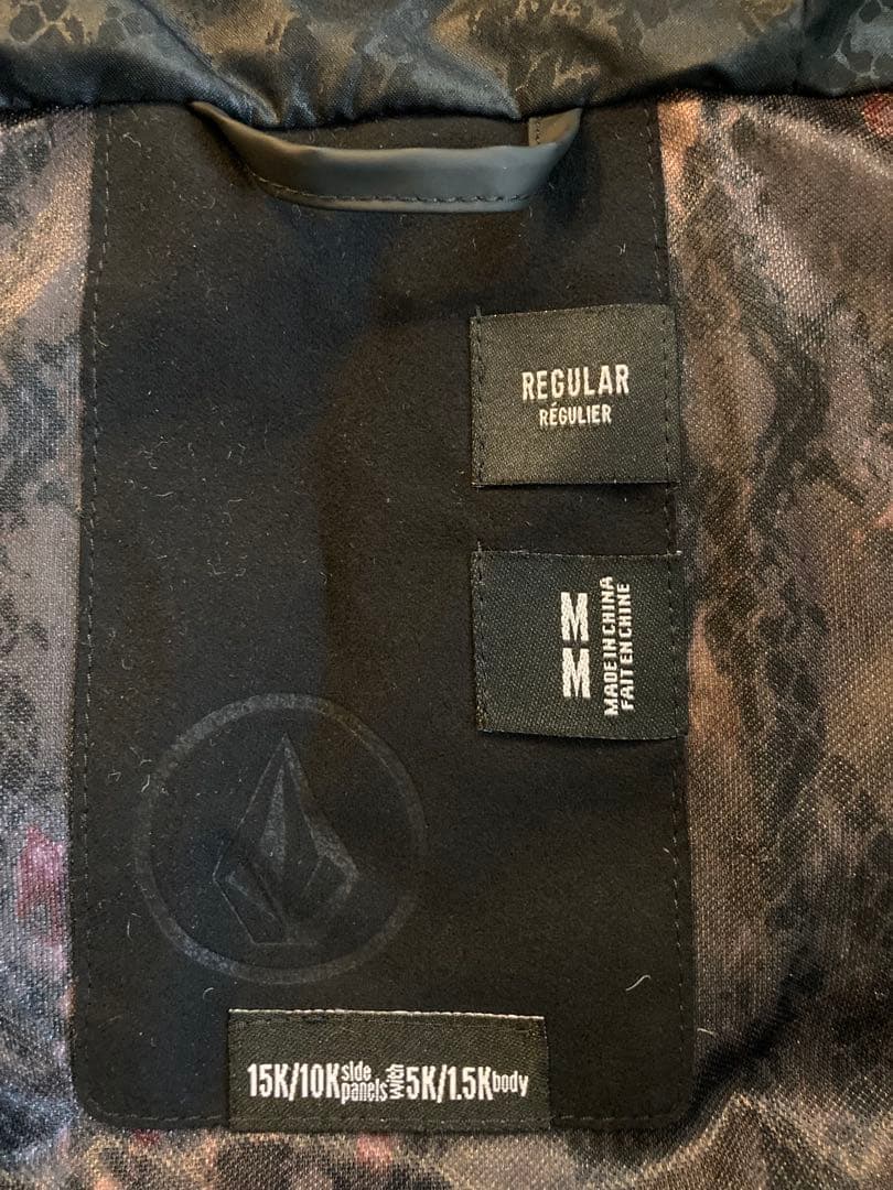 VOLCOMのダウンジャケットM