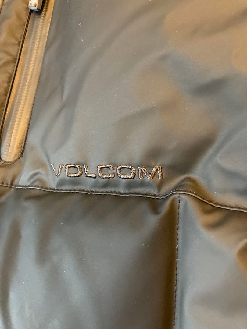 VOLCOMのダウンジャケットM
