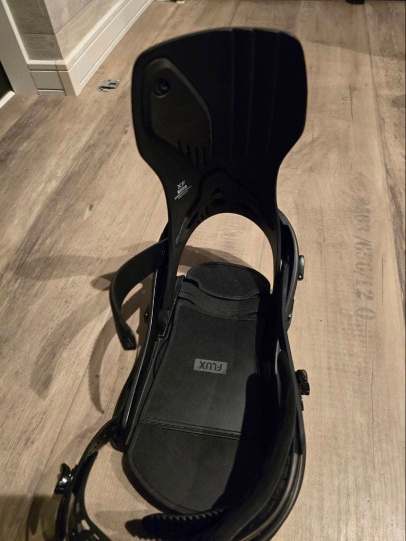 FLUX XF スノーボードビンディング フラックス　右足のみ　チタンビス付