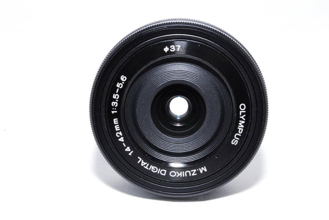 ❤ほぼ新品❤️ OLYMPUS パンケーキレンズ ❤14-42mm ブラック❤️
