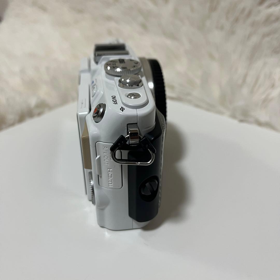 【極美品】OLYMPUS E-PL5 ダブルレンズ ミラーレス ストロボ付き