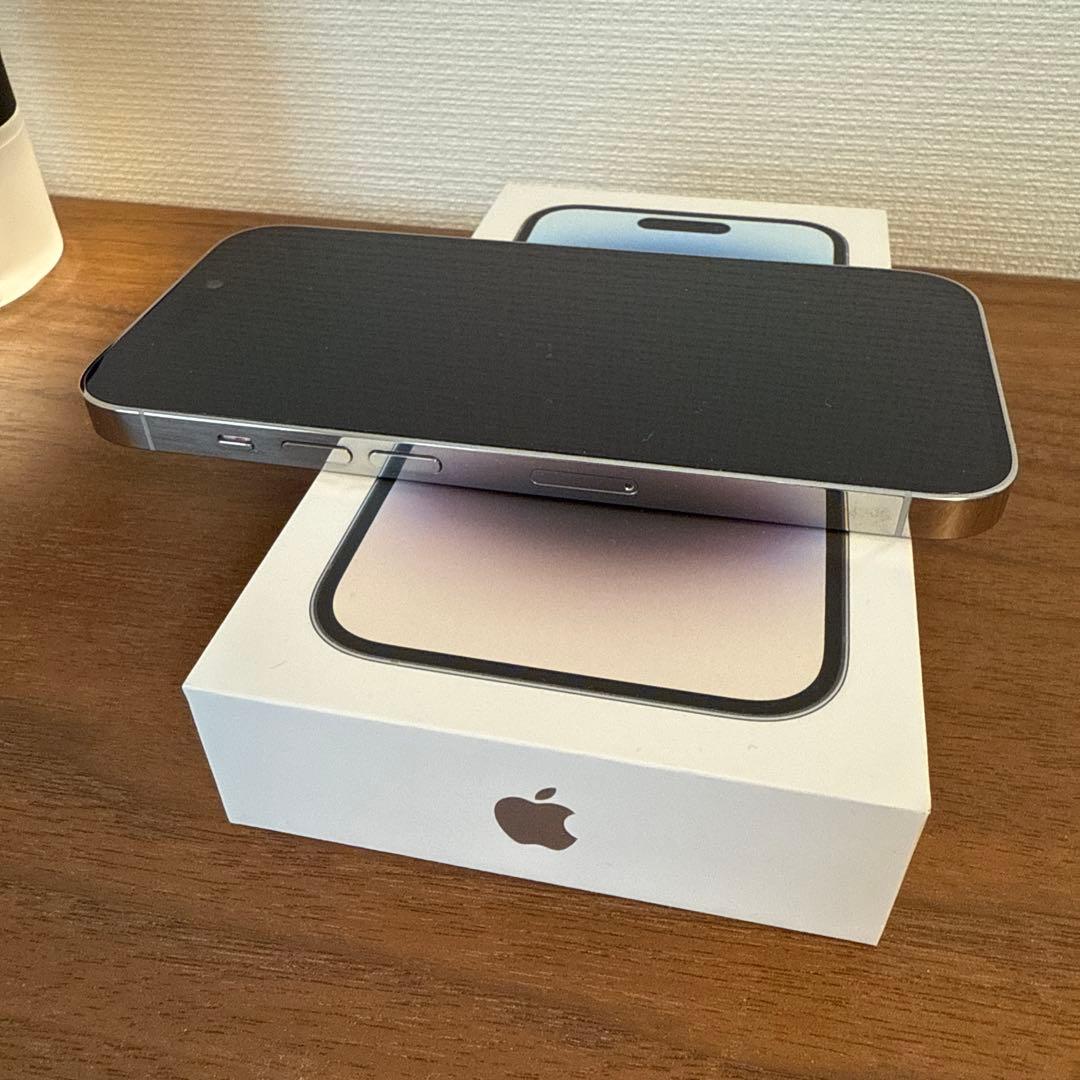 iPhone 14 Pro 256GBシルバー 本体 SIMフリー
