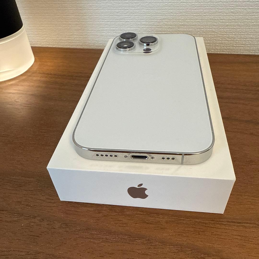 iPhone 14 Pro 256GBシルバー 本体 SIMフリー