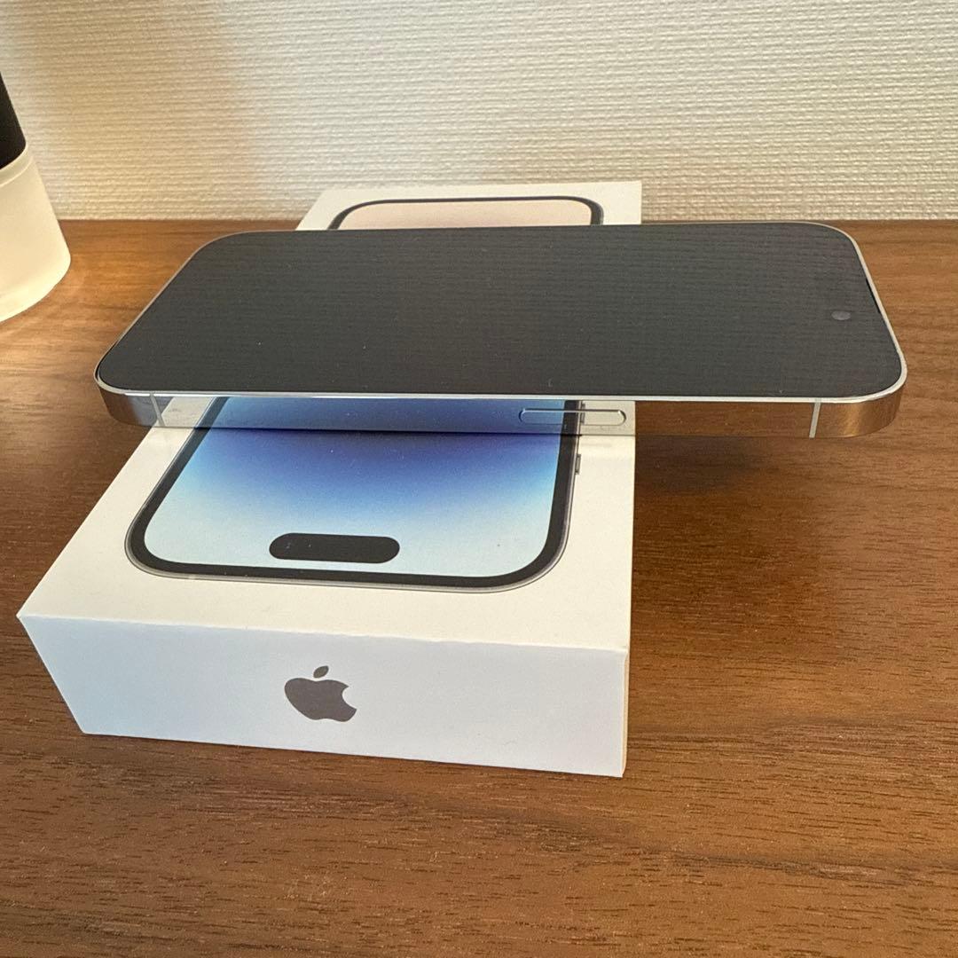 iPhone 14 Pro 256GBシルバー 本体 SIMフリー