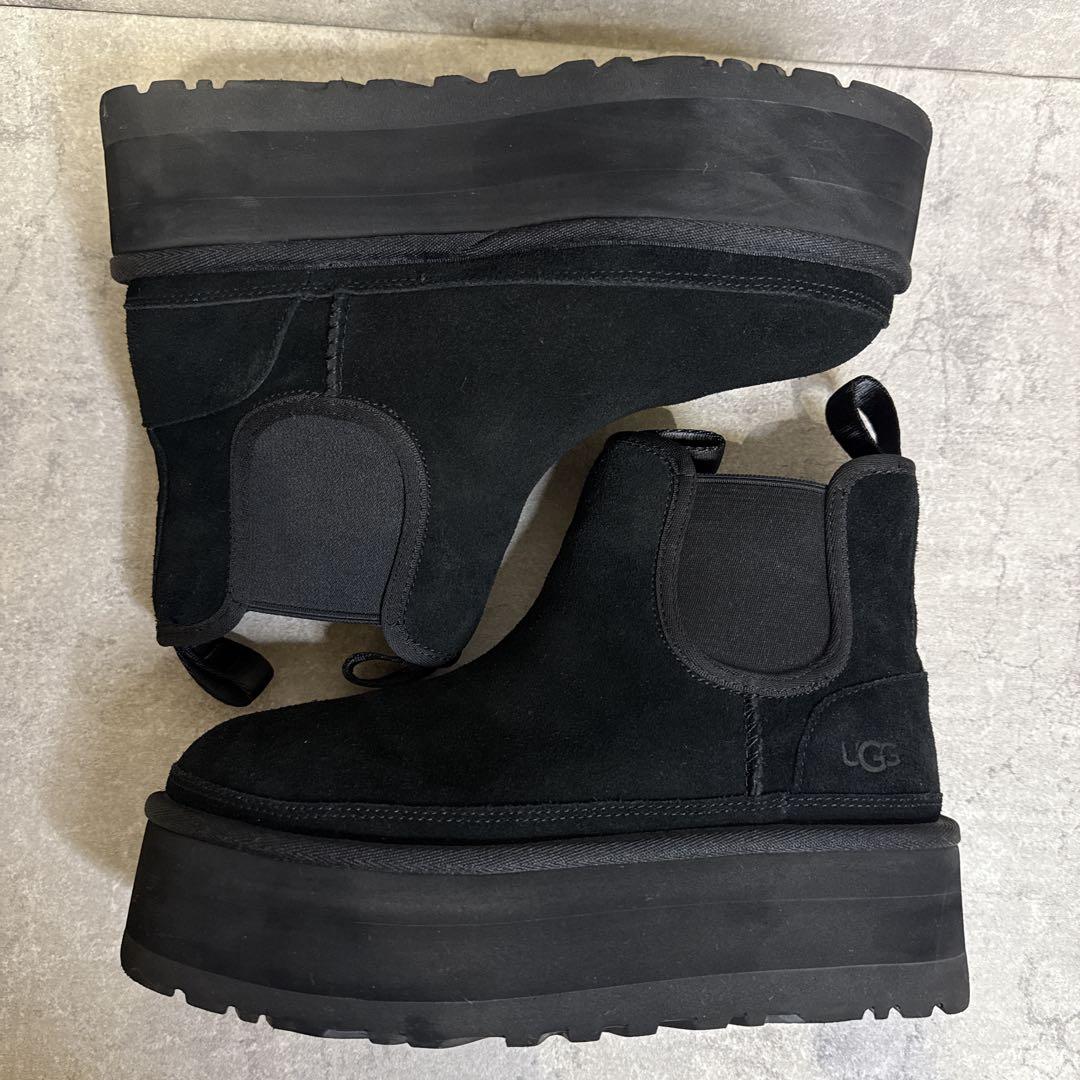 ＦUGG アグ ニューメル プラットフォーム チェルシー ブーツ 厚底 黒
