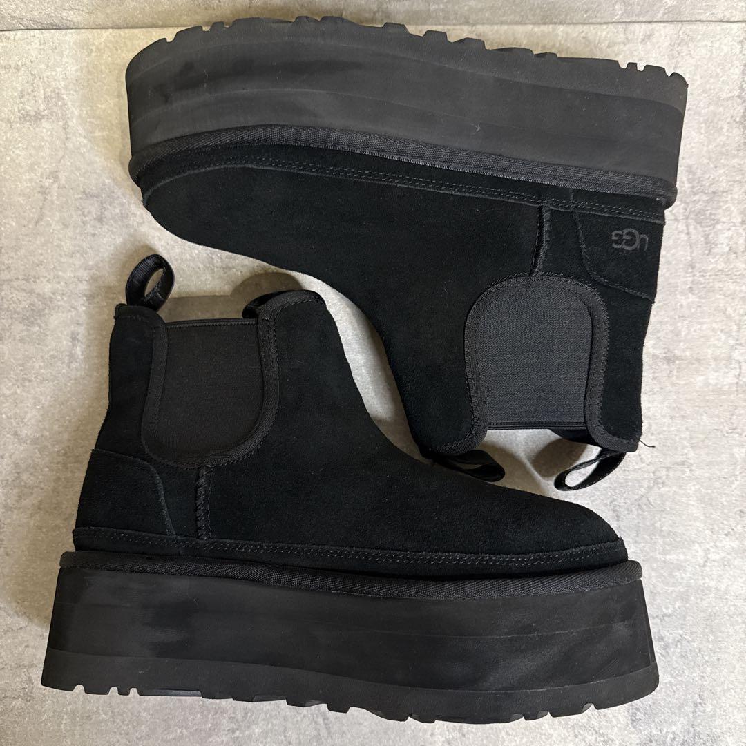 ＦUGG アグ ニューメル プラットフォーム チェルシー ブーツ 厚底 黒