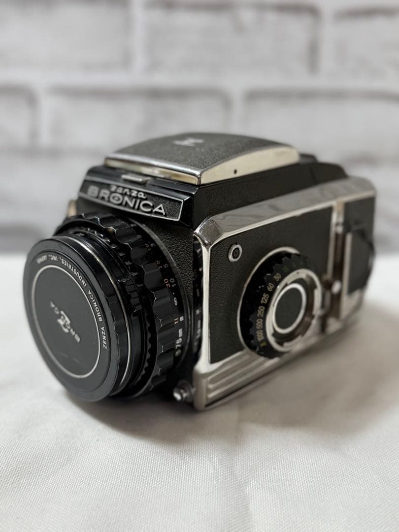 ダ*ル様 ブロニカ Zenza Bronica S2 / NIKKOR-P