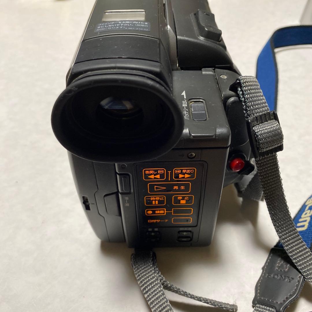 SONY videoHi8 Handycam CCD-TRV90 ②