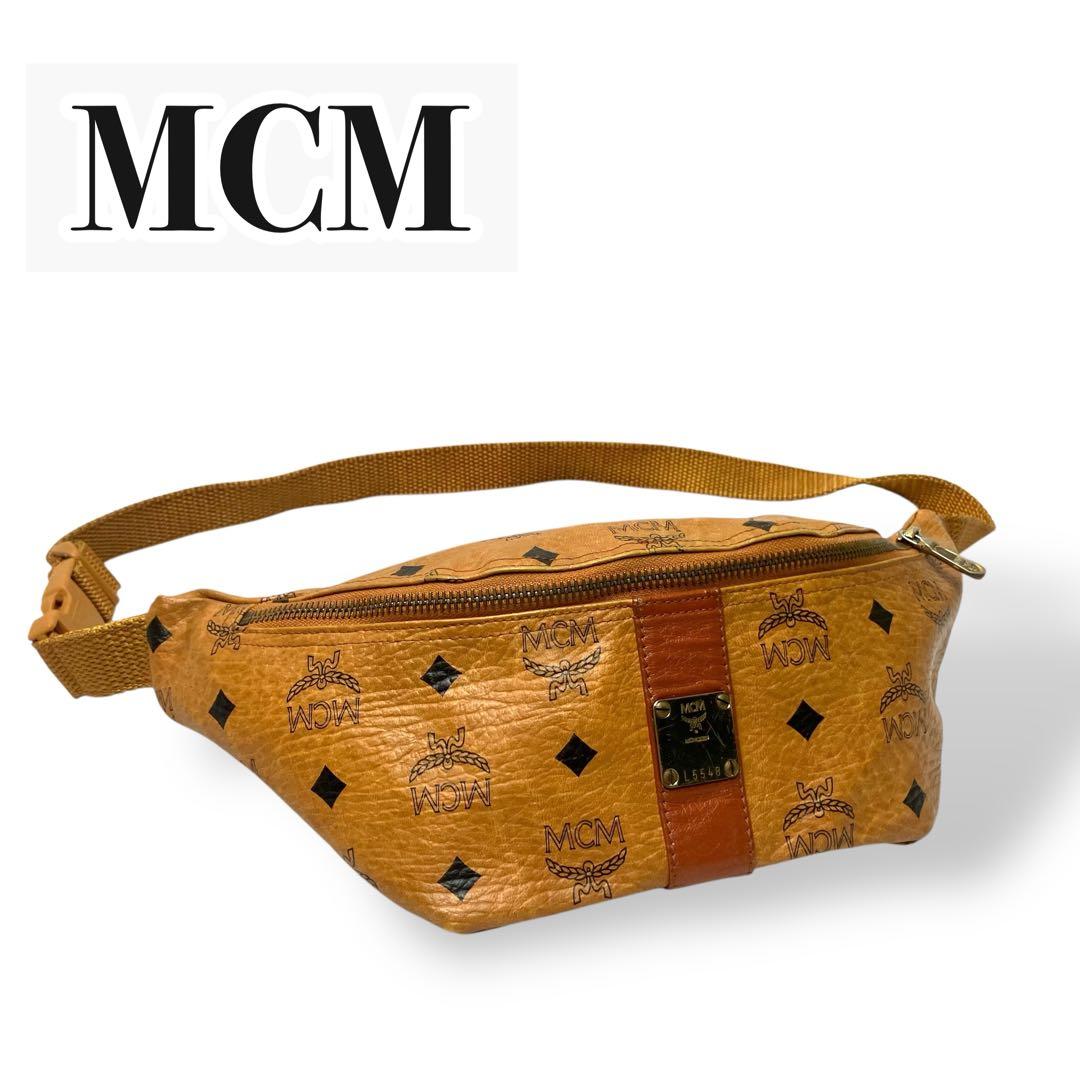 【美品】MCM エムシーエム　ボディバッグ　レザー　ヴィセトス柄　コニャック