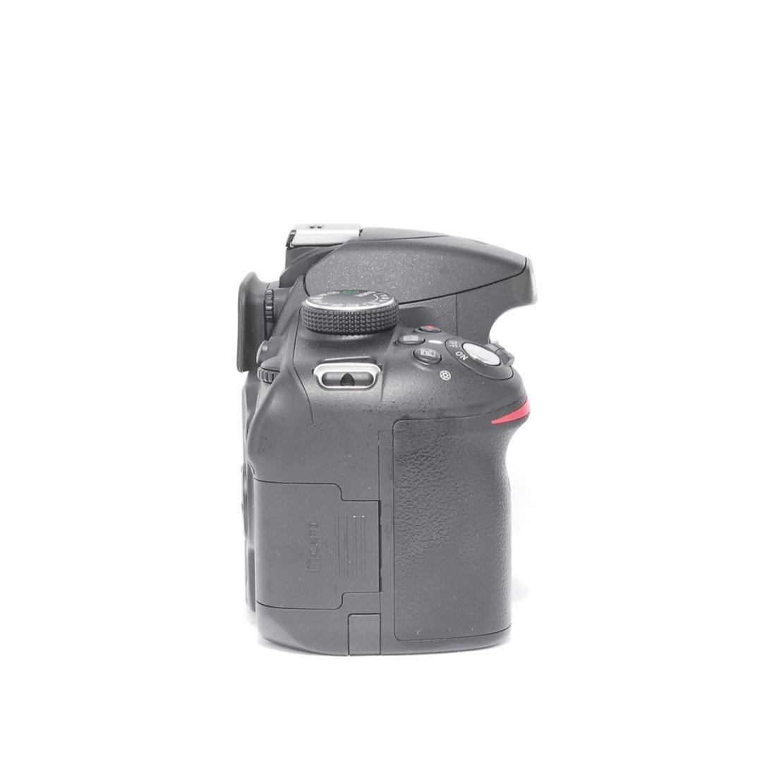 初心者おすすめ✨Nikon D3200 ダブルズームキット 手ぶれ補正