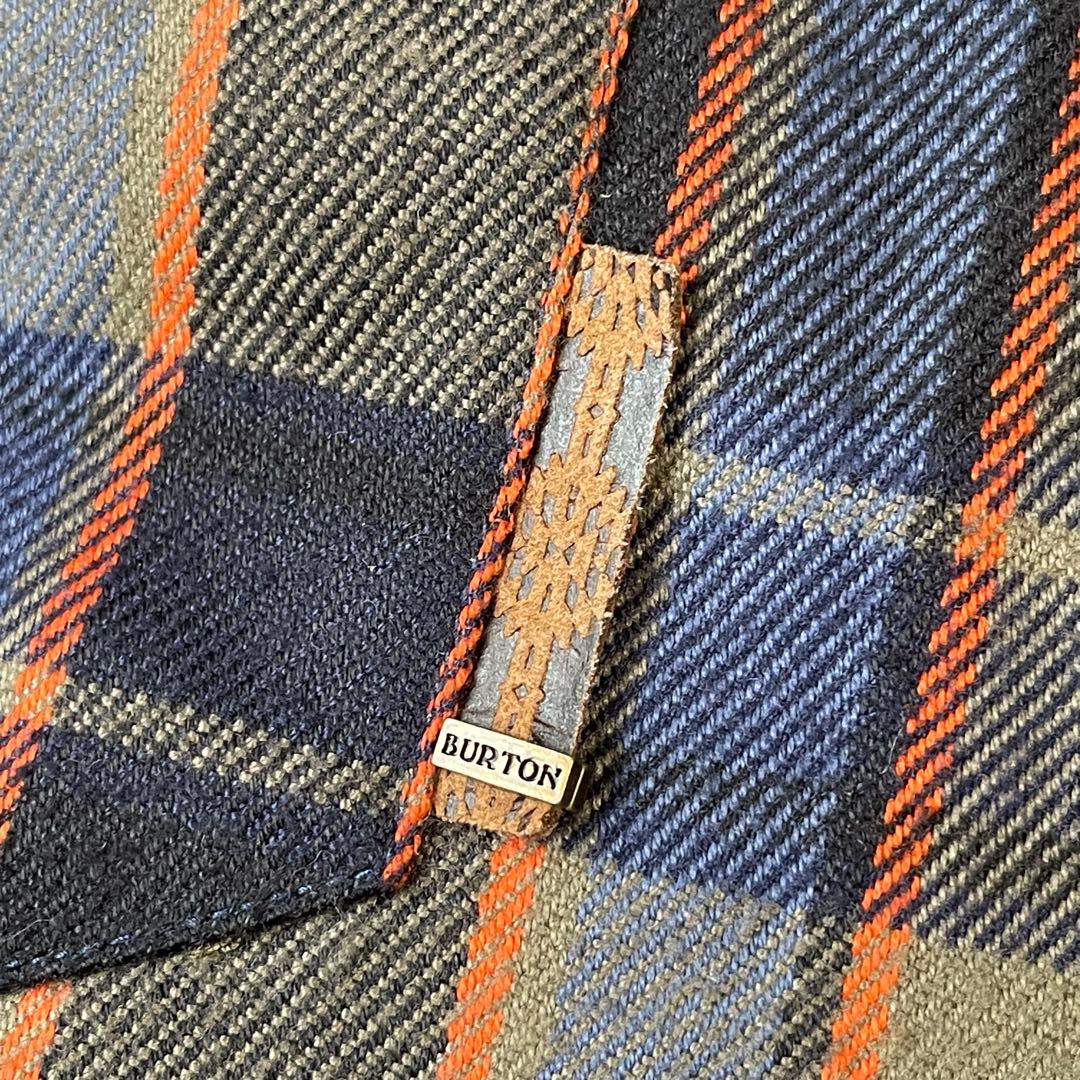 バートン BURTON 極美品 スノーボードウェア ジャケット フード付き S