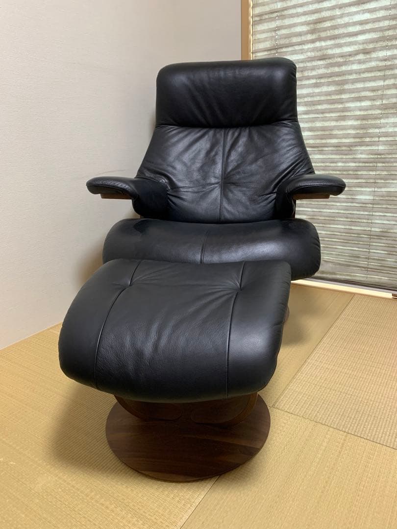 大幅値下げ　カリモク　1人掛け用　ザファースト