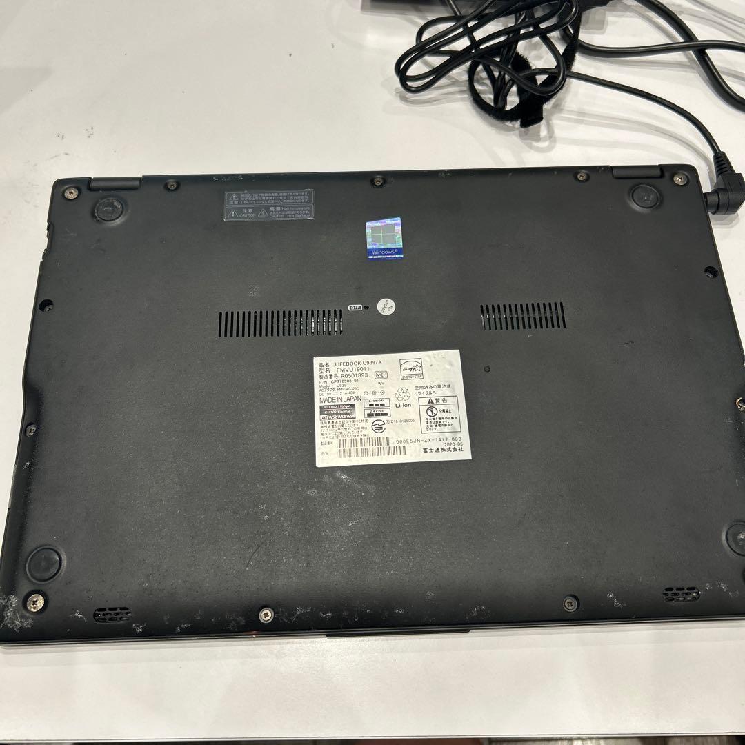 LIFEBOOK U939/A 　ノートパソコン i5 第8世代