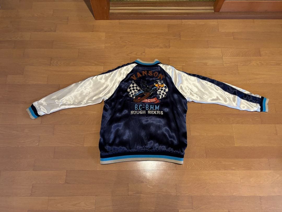 【希少】VANSON×ルーニー・テューンズ リバーシブル　刺繍スカジャン XXL