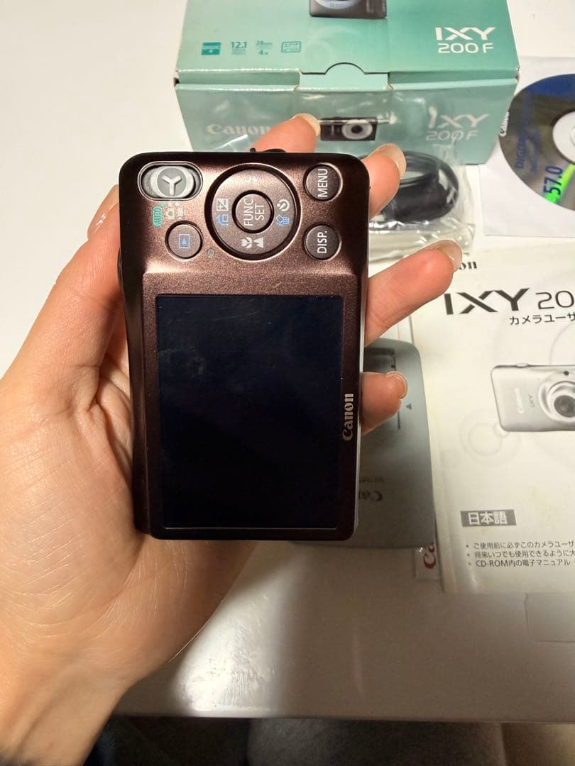 Canon IXY200F デジカメ 付属品全てあり