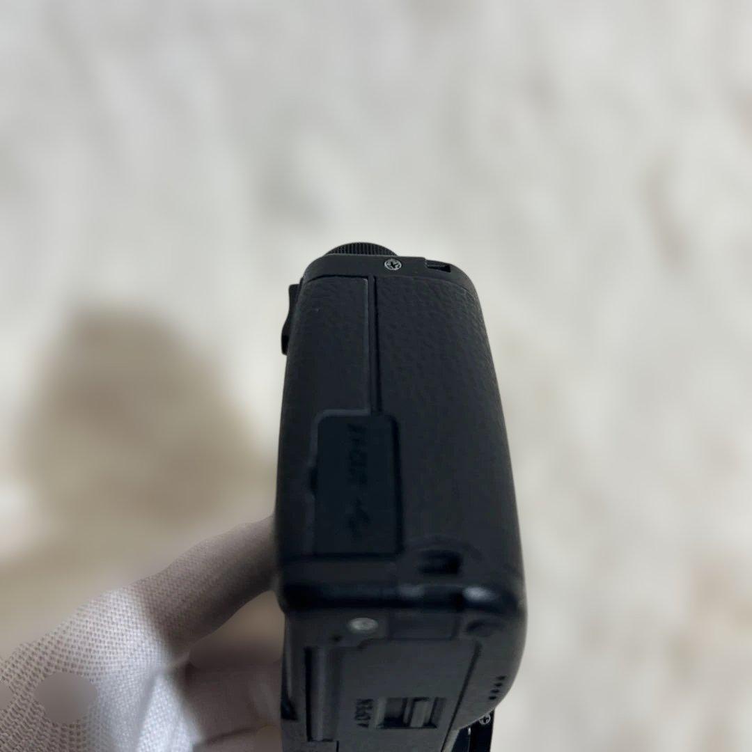 【極美品】RICOH GR DIGITAL III デジタルカメラ