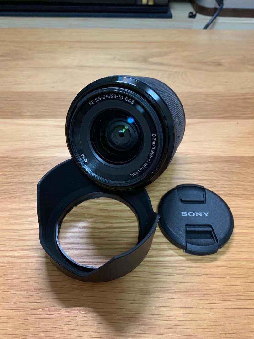 Sony FE 28-70mm F3.5-5.6 OSS レンズ