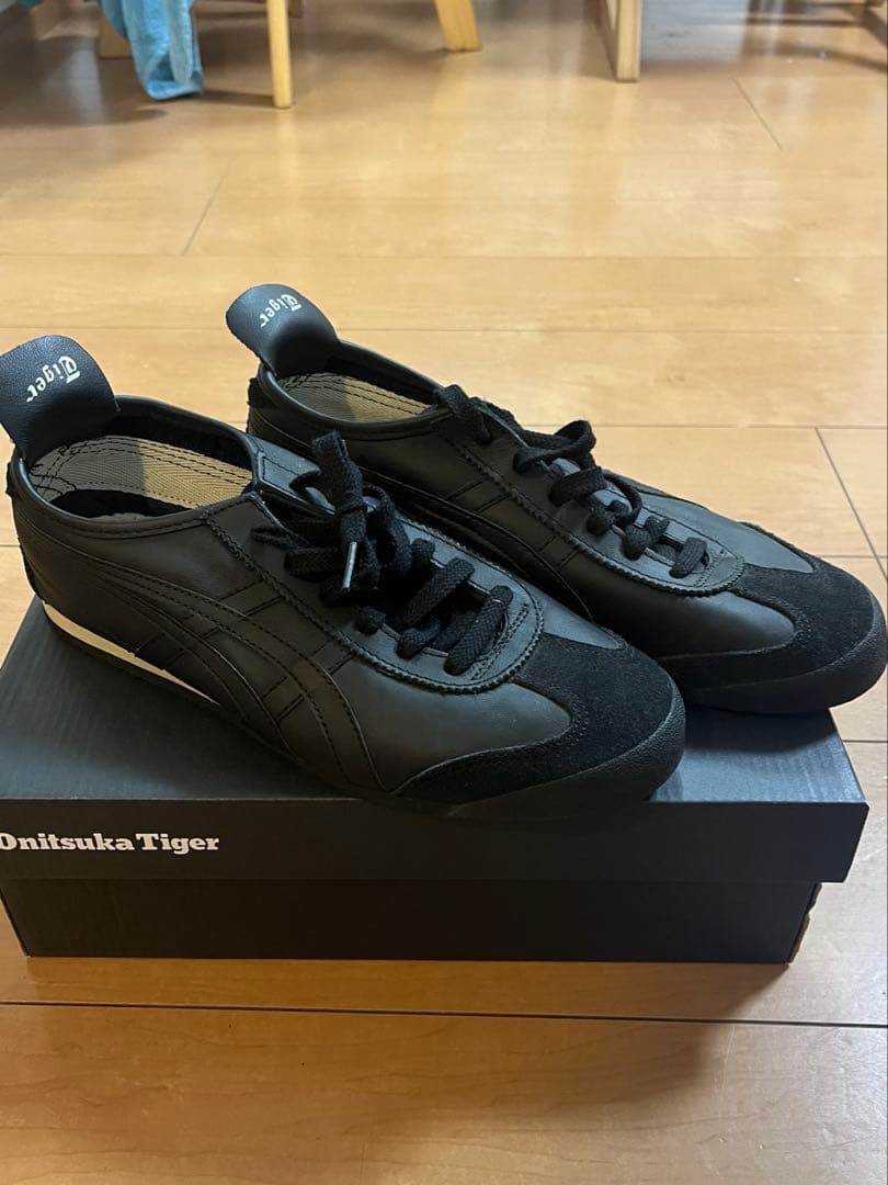 【ほぼ未使用】Onitsuka Tiger Mexico66ブラックスニーカー