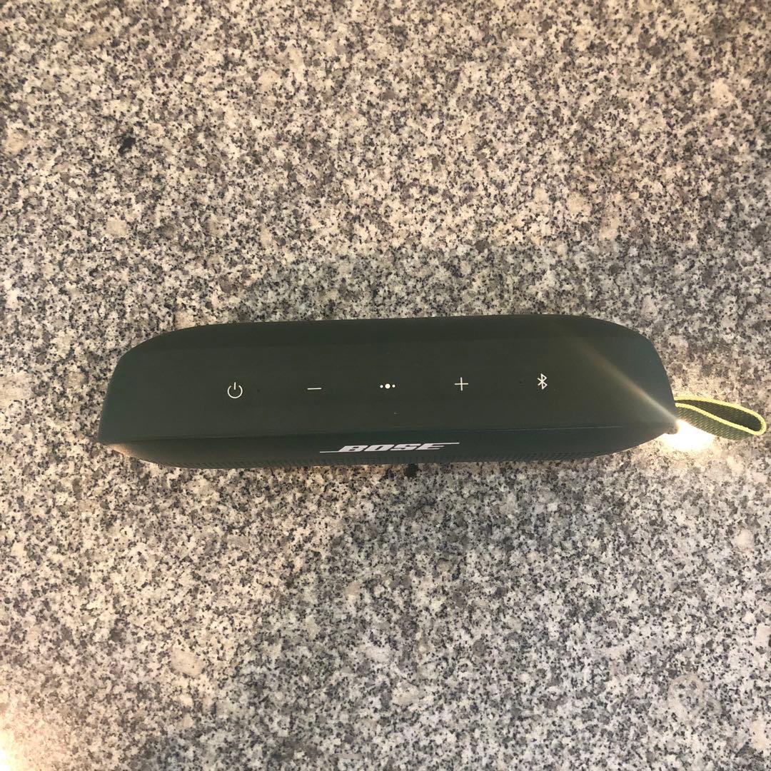 boseサウンドリンクフレックス ワイヤレススピーカー　グリーン