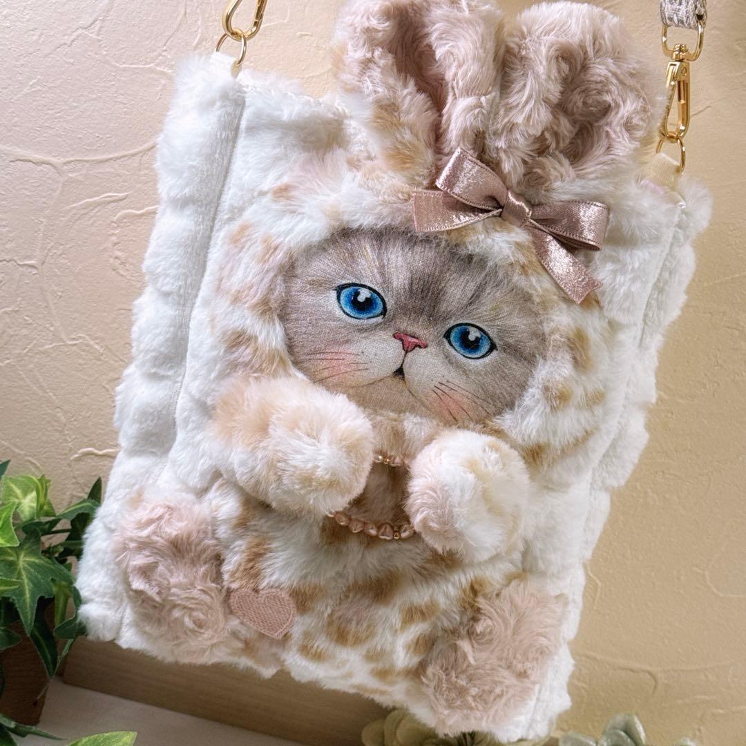 あ*き様 コヤンイサムチョン♡新作big豹柄うさ着ぐるみルミちゃんのサコッシュ