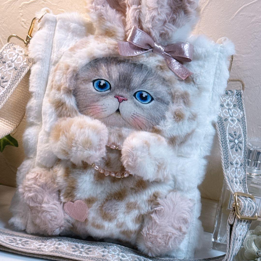 あ*き様 コヤンイサムチョン♡新作big豹柄うさ着ぐるみルミちゃんのサコッシュ