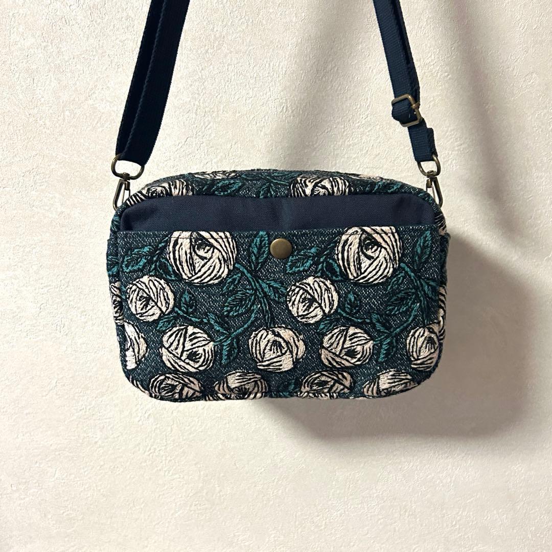 ミナペルホネン rosy ショルダーバック