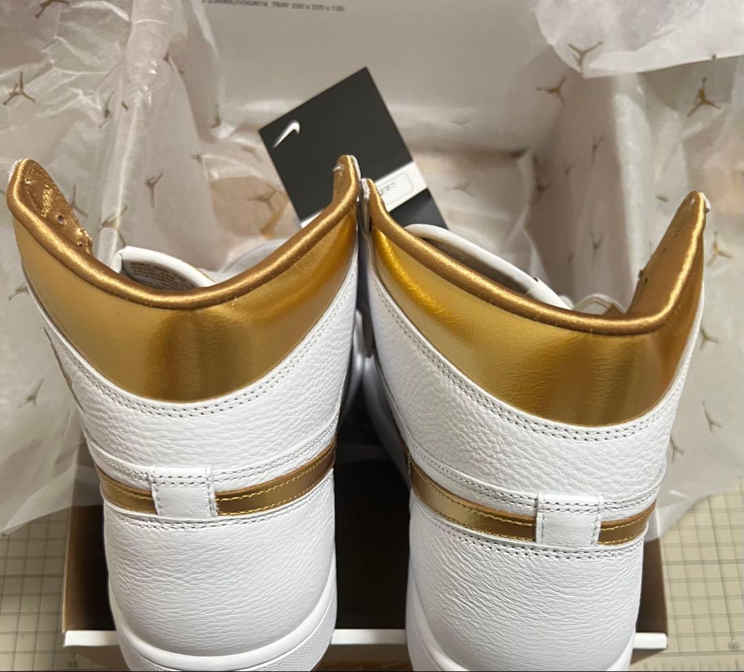 【未使用品】NIKE AIR Jordan 1 Retro HI OG 白/金