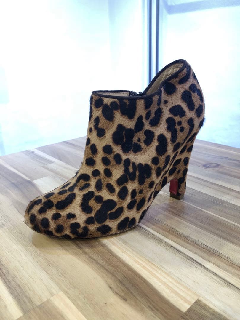 Christian Louboutin ヒョウ柄 ハラコ ブーティ レオパード
