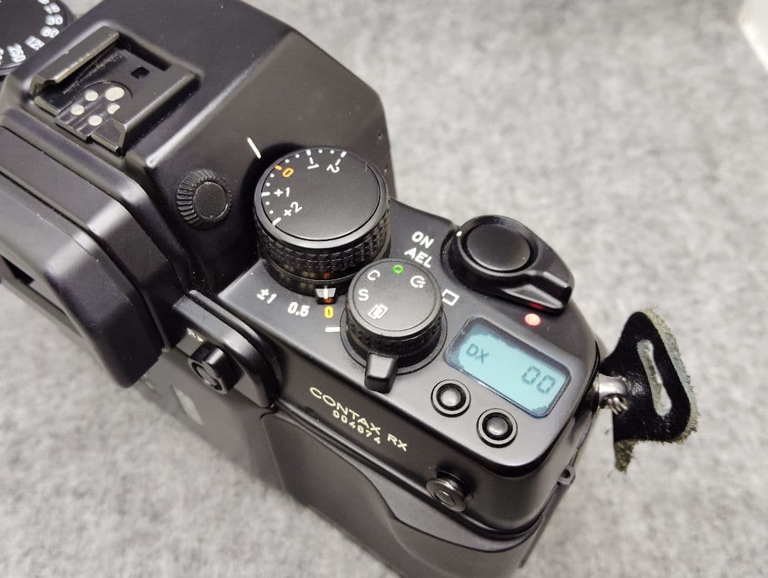 CONTAX RX ボディー　　フィルムカメラ