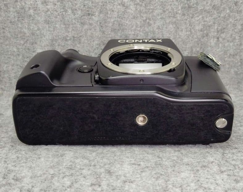 CONTAX RX ボディー　　フィルムカメラ