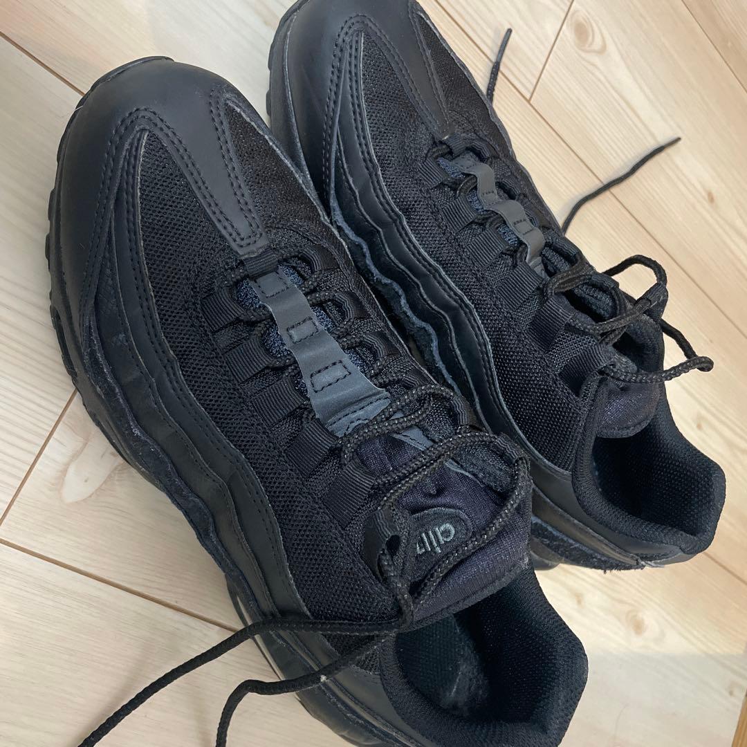 エアマックス95 トリプルブラック 25.5