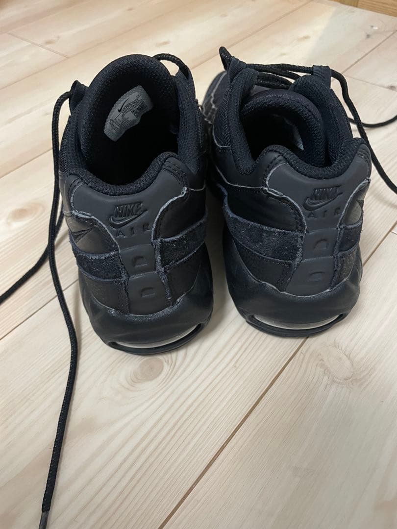 エアマックス95 トリプルブラック 25.5