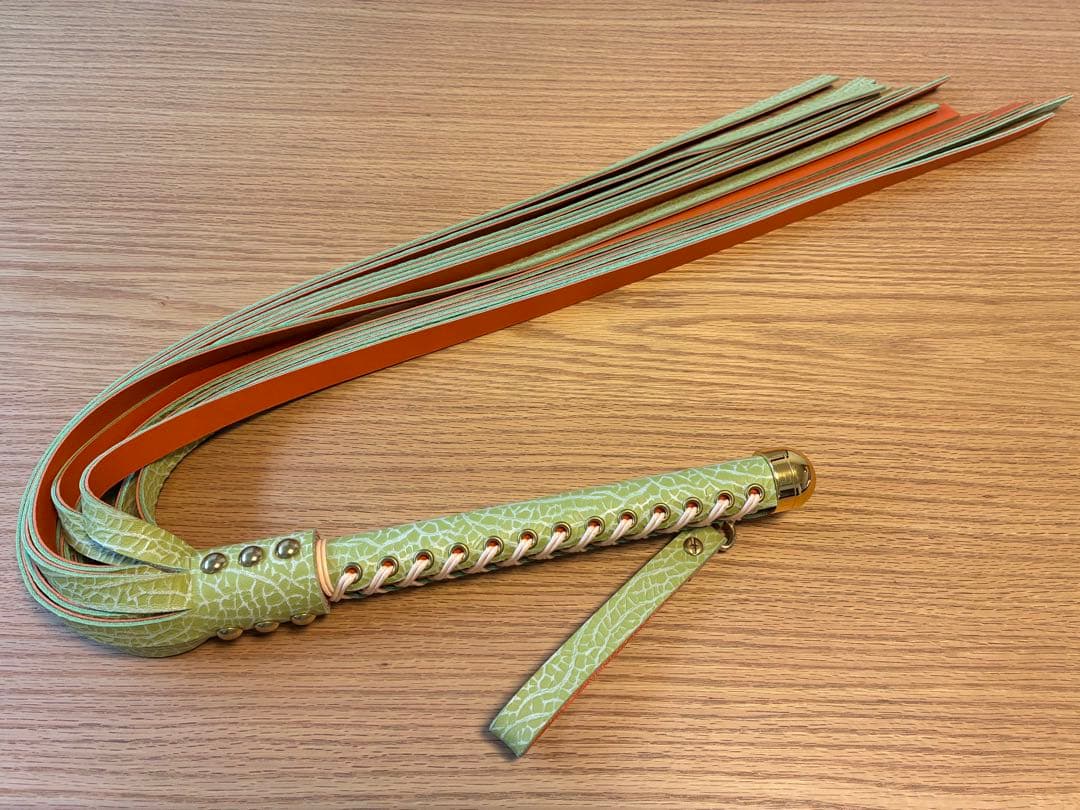 【桃太郎様作品】夕張メロン鞭✴︎2021年頃購入品/自宅保管品/ダブルレザーバラ鞭