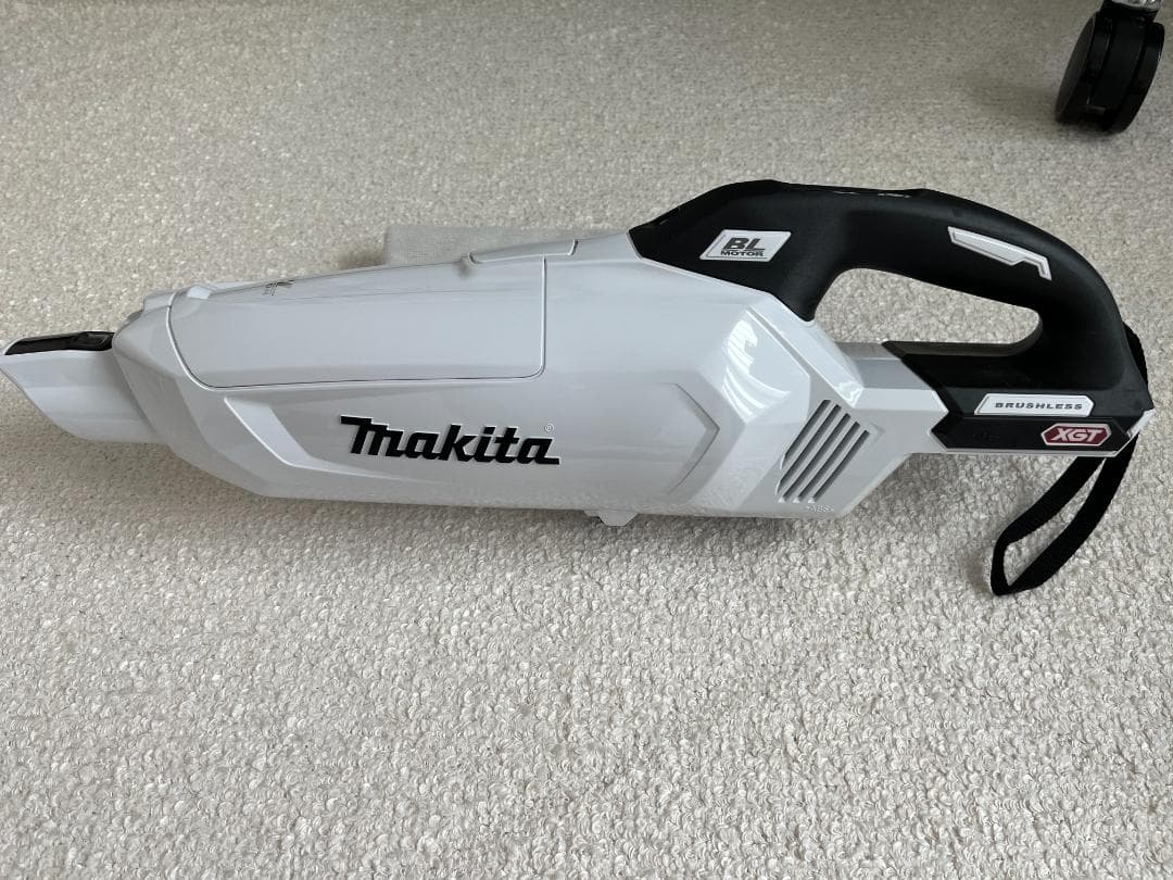 マキタ 充電式ハンディ掃除機（サイクロン式）CL002GZCW 40Vmax