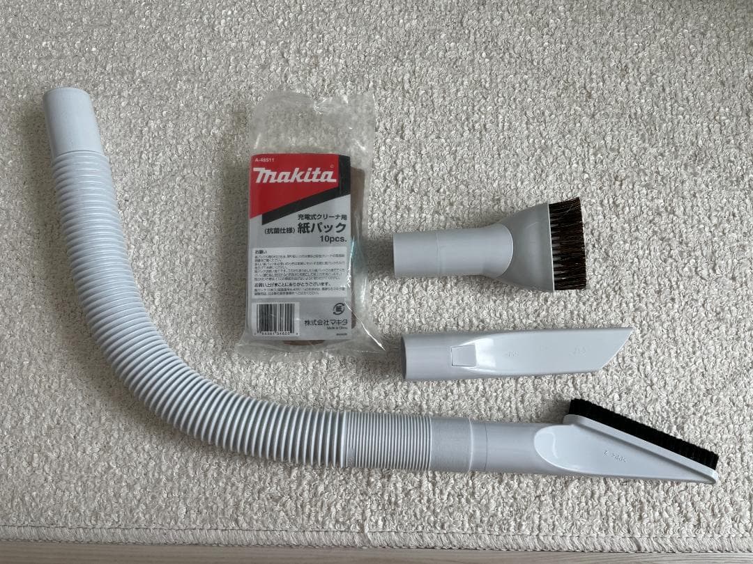 マキタ 充電式ハンディ掃除機（サイクロン式）CL002GZCW 40Vmax