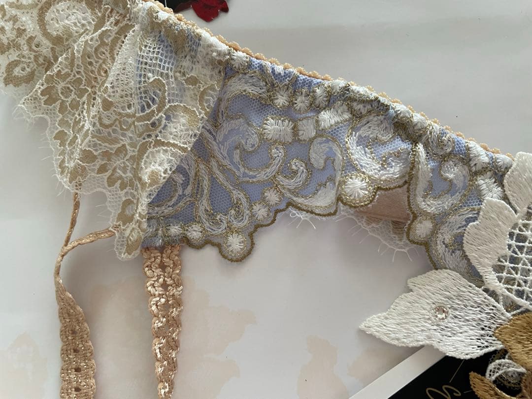 サルート 02G PU ローマの休日 ガーターベルト