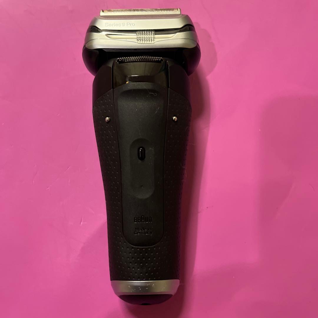 Braun S9 Pro メンズ電気シェーバー　ブラウン 展示品　未使用品