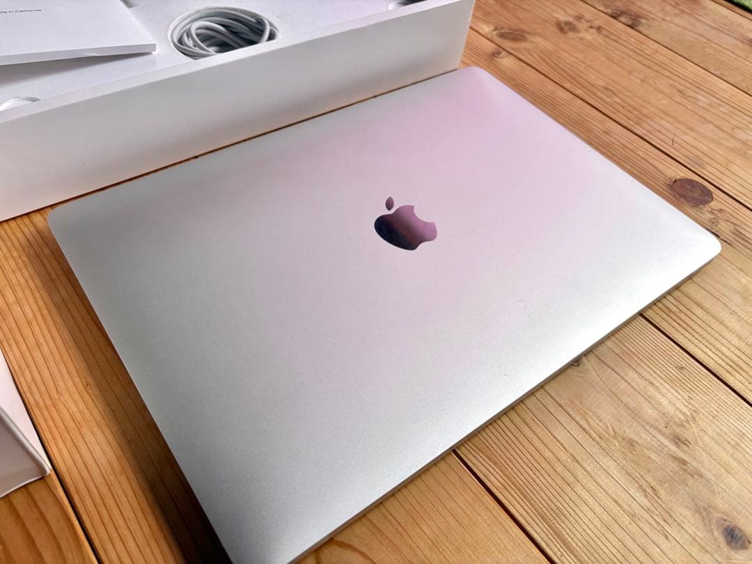Apple MacBook Pro M1 13インチ 100%シルバー 本体