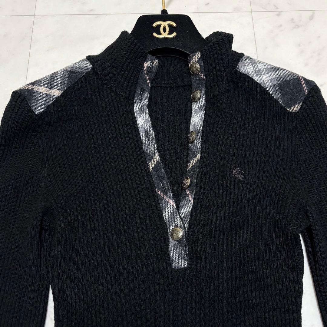 バーバリーブルーレーベル リブニット タイトシルエット ホース刺繍 ノバチェック